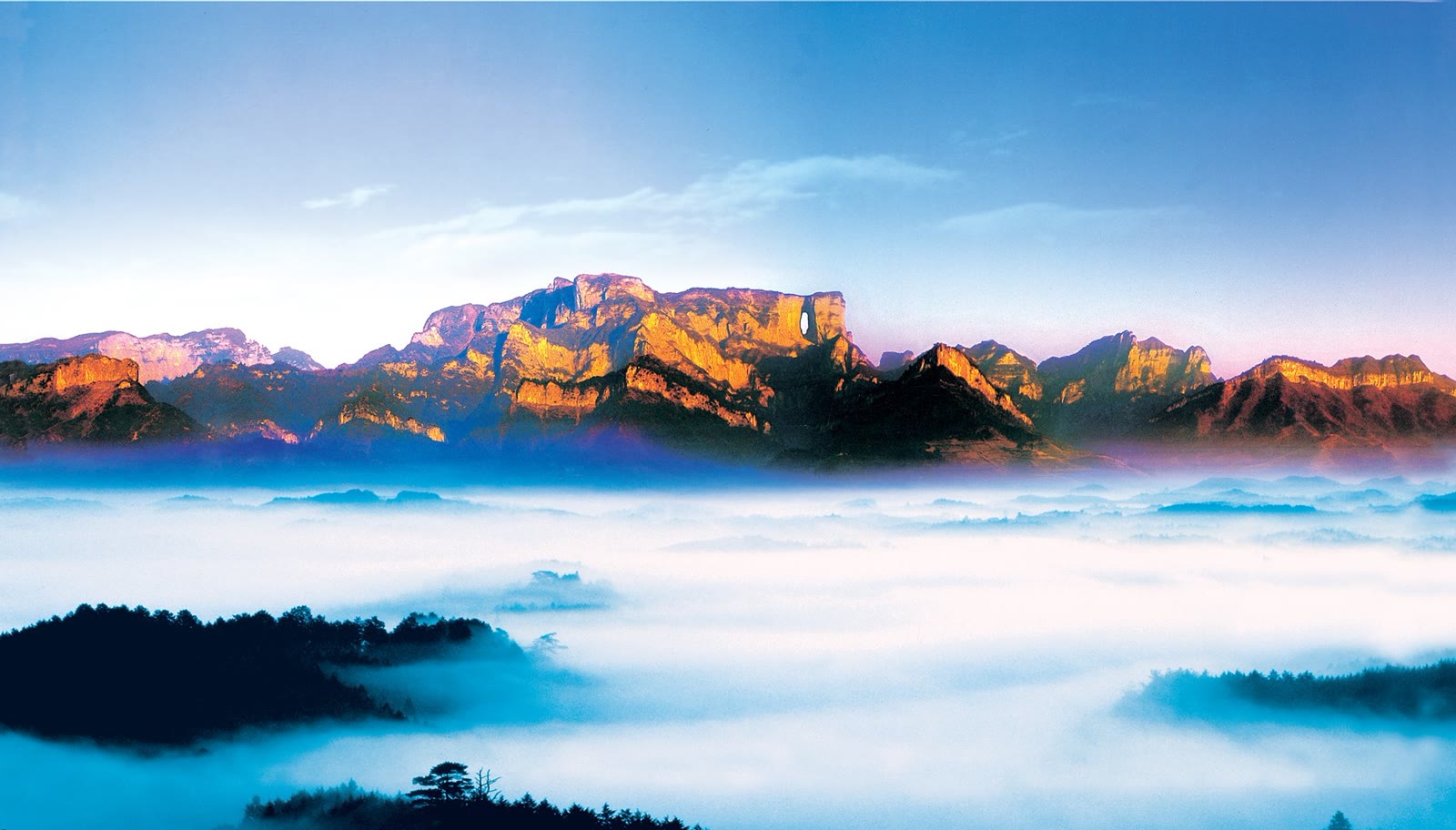 Tianmen Mountain in Winter: Rime, Snow and Travel Tips - Tianmen Mountain National Forest Park