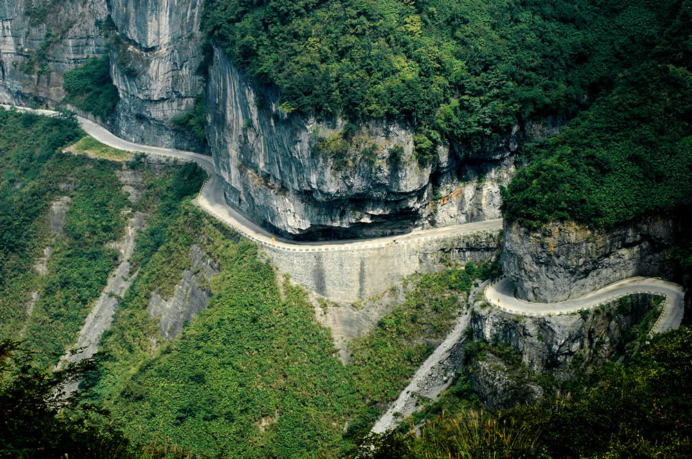 Tianmen Mountain Cableway Queues: When to Arrive & Wait Less - Tianmen Mountain National Forest Park