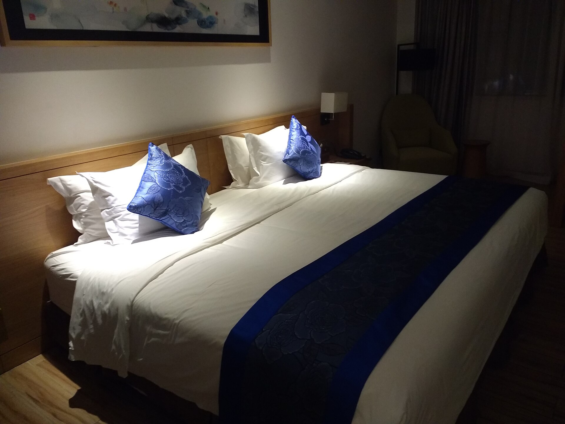 Where to Eat and Stay at Tianmen Mountain - Tianmen Mountain National Forest Park